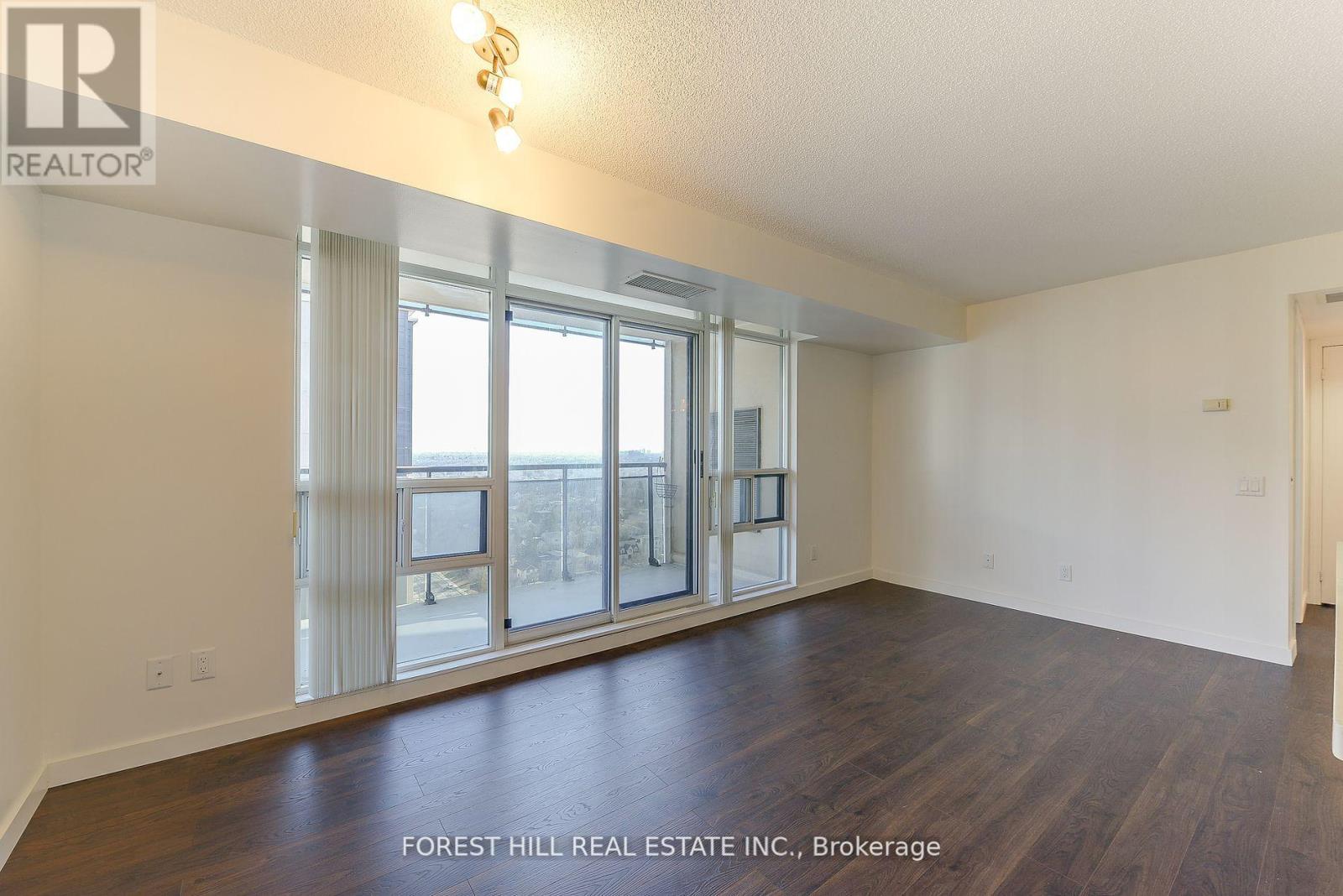 Photo 30 of 2711 153 Beecroft Road, Toronto ON