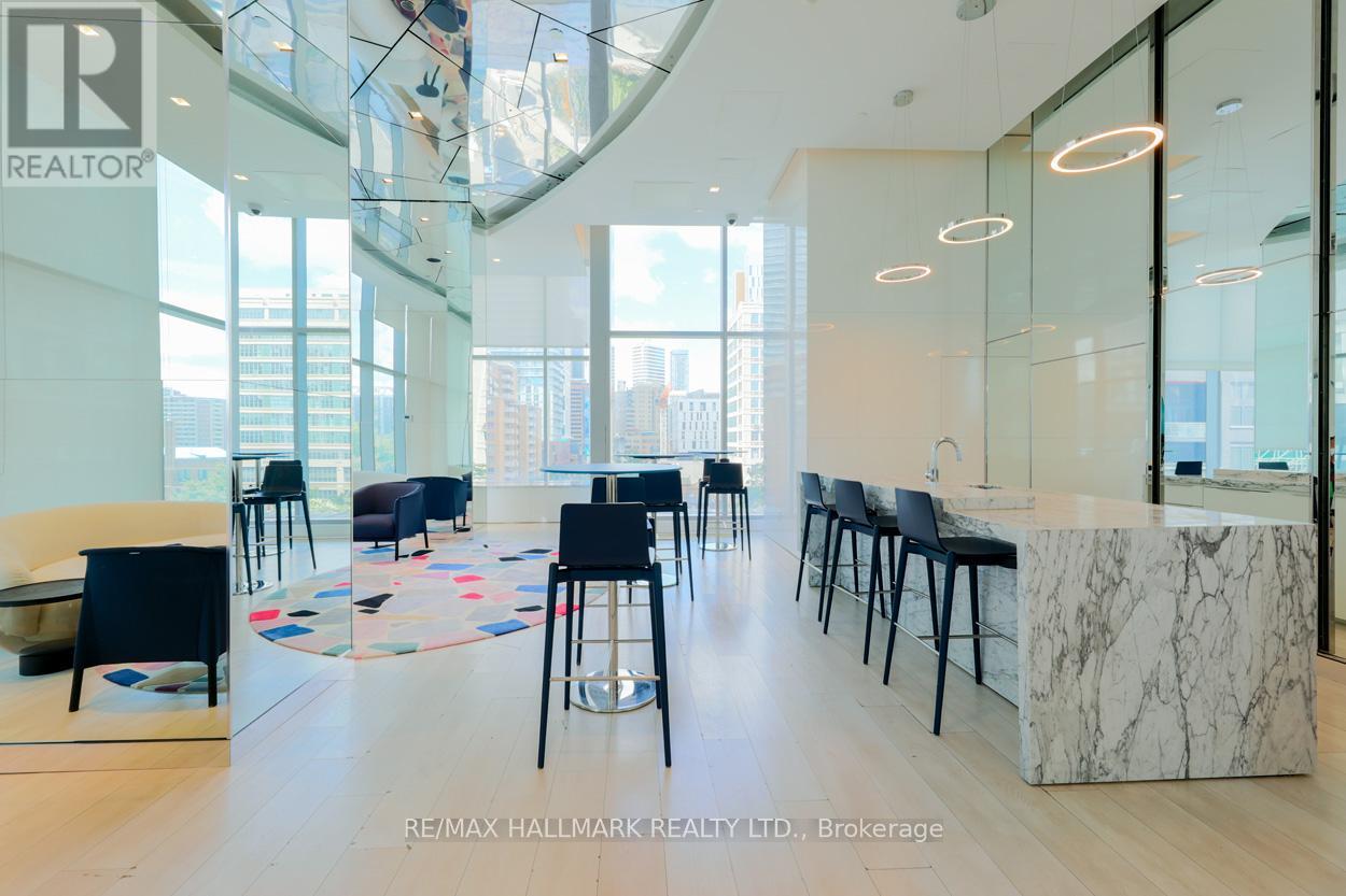 Photo 6 of 420 251 Jarvis Street, Toronto ON