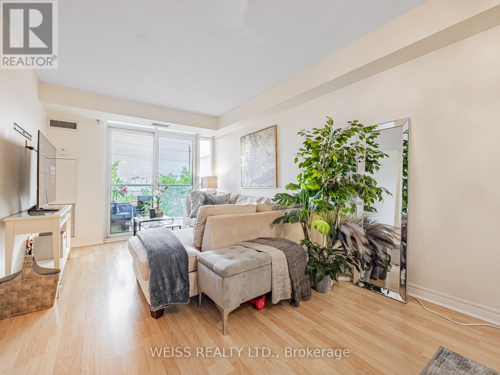 Photo 13 of 303 83 Borough Drive, Toronto ON