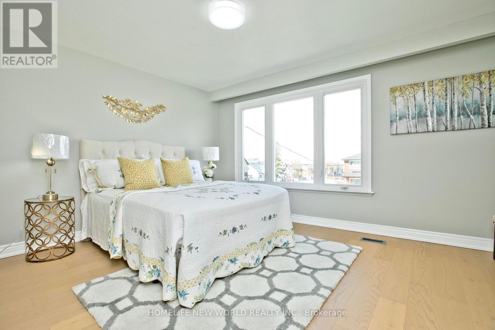 Photo 18 of 3 Moira Avenue, Toronto ON