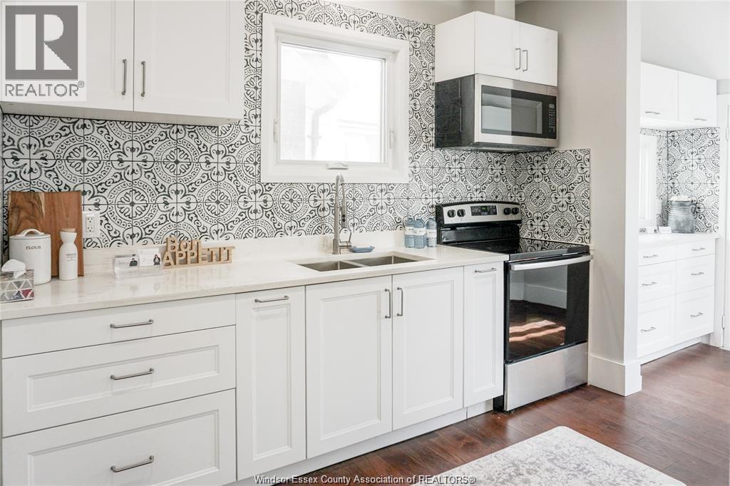 Photo 31 of 934 Church Street, Windsor ON