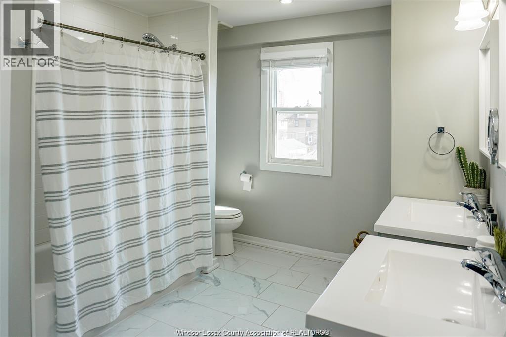 Photo 34 of 934 Church Street, Windsor ON