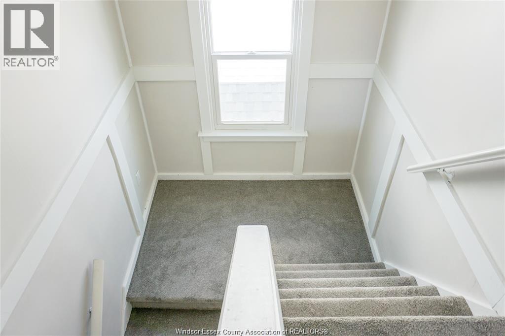 Photo 11 of 934 Church Street, Windsor ON