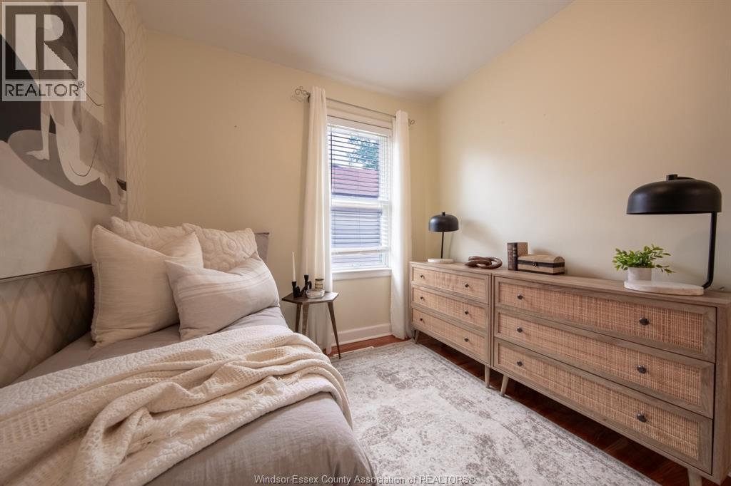 Photo 24 of 866 Belleperche Pl, Windsor ON