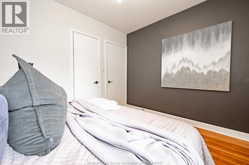 Photo 27 of 866 Belleperche Pl, Windsor ON