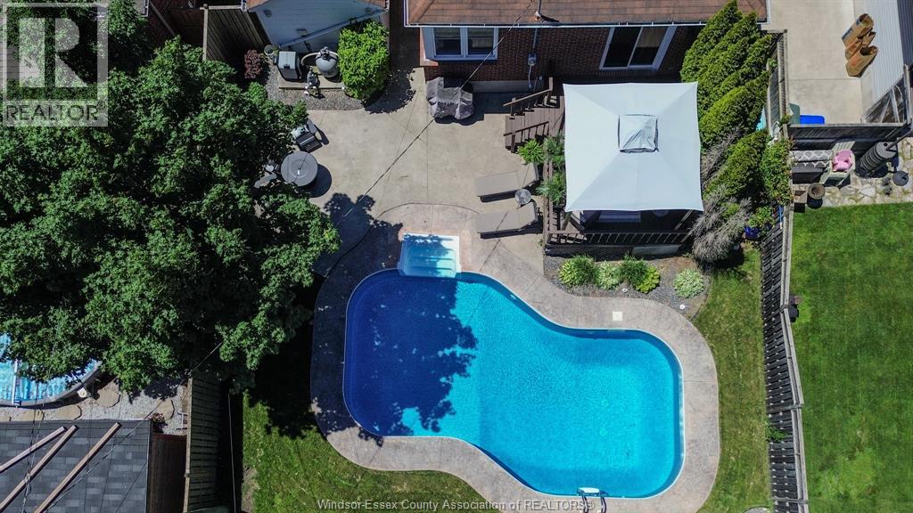 Photo 38 of 866 Belleperche Pl, Windsor ON