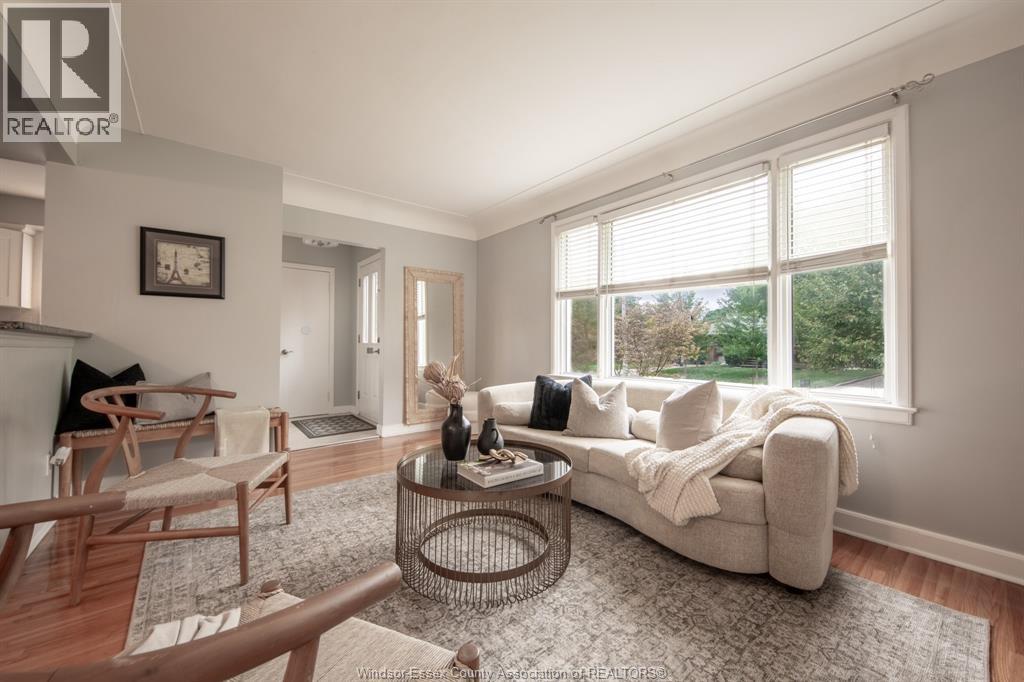 Photo 7 of 866 Belleperche Pl, Windsor ON