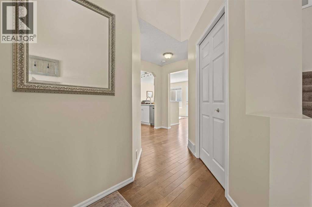 71 Somercrest Close SW, Calgary, Alberta