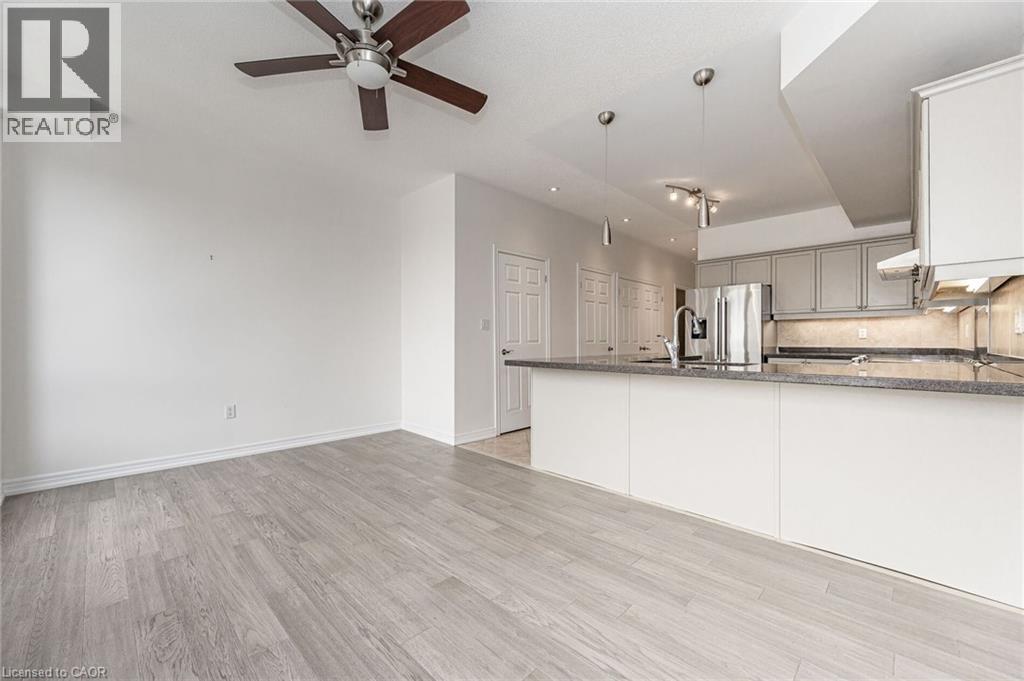 Photo 42 of 90 Nelson Street Unit 30, Oakville ON