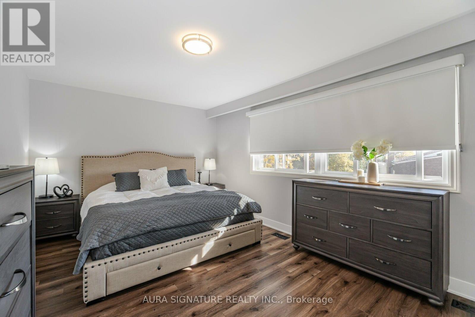 Photo 20 of 26 88 Rainbow Drive, Vaughan ON