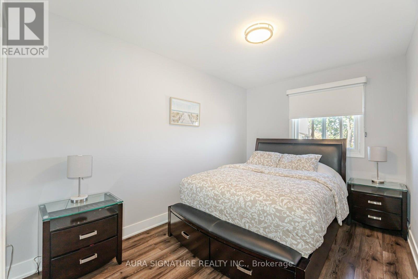 Photo 5 of 26 88 Rainbow Drive, Vaughan ON