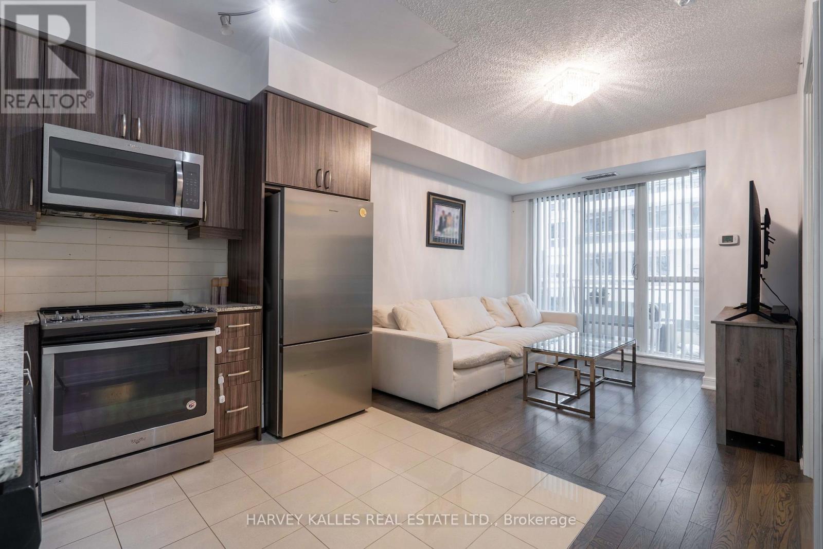 Photo 33 of Se 204 9199 Yonge Street, Richmond Hill ON