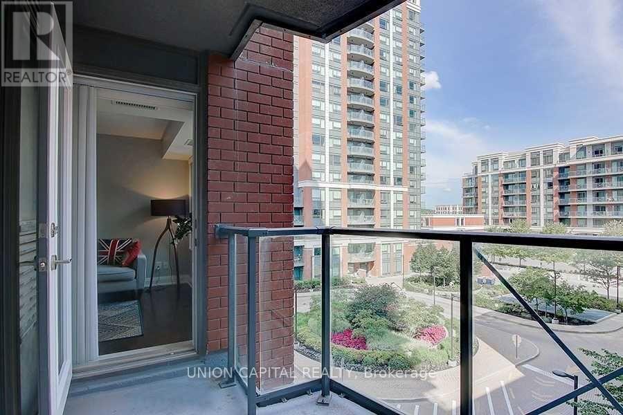 Photo 17 of 503 8200 Birchmount Road, Markham ON