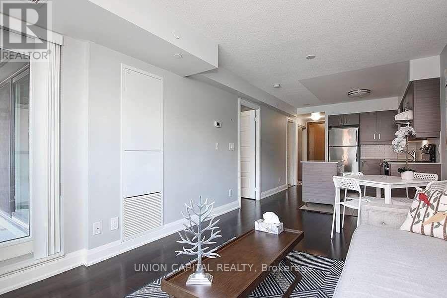Photo 9 of 503 8200 Birchmount Road, Markham ON