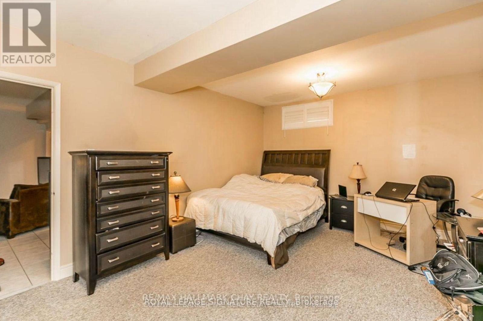 Photo 3 of Bsmt 72 Velmar Drive N, Vaughan ON