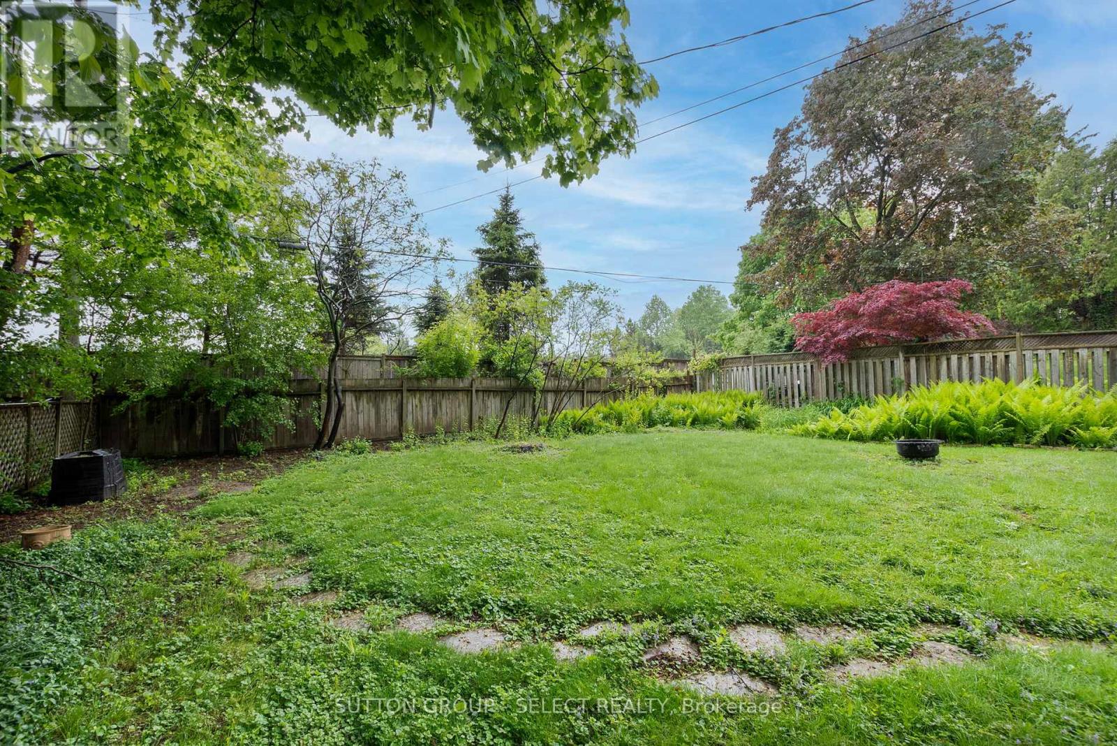 Photo 23 of 570 Kingsway Avenue, London North ON