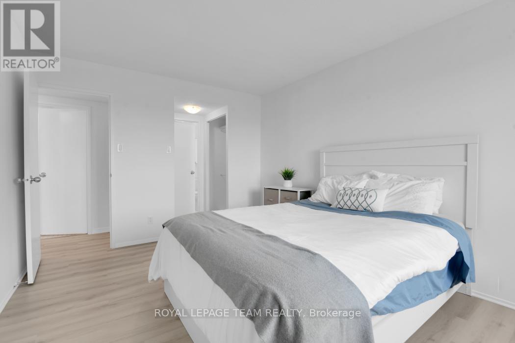 Photo 40 of 904 2871 Richmond Road, Ottawa ON