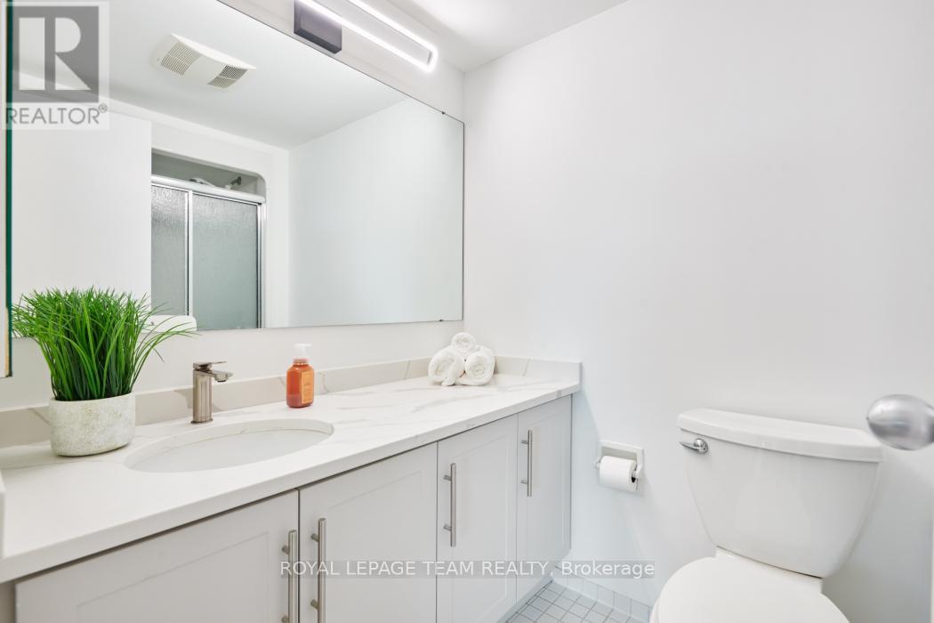 Photo 33 of 904 2871 Richmond Road, Ottawa ON
