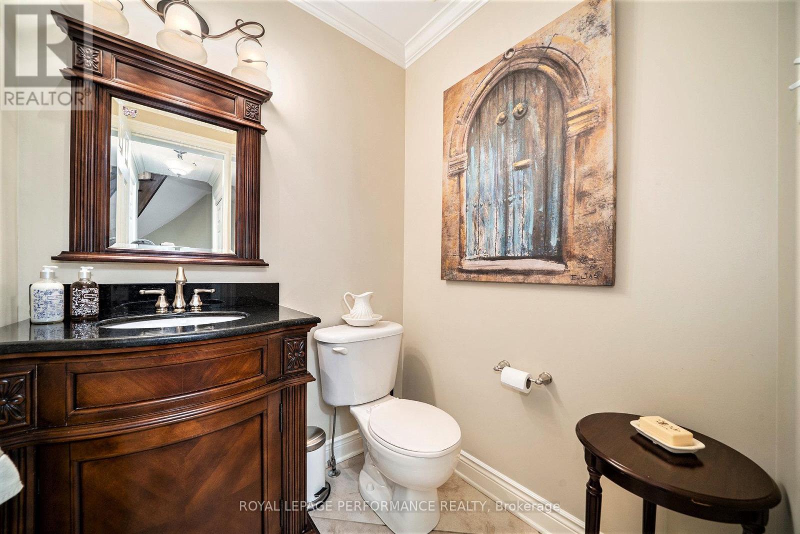Photo 14 of 21 Berry Glen Street, Ottawa ON