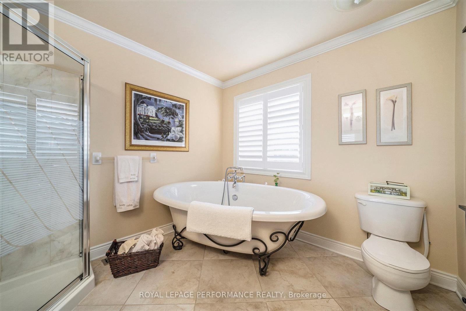 Photo 18 of 21 Berry Glen Street, Ottawa ON