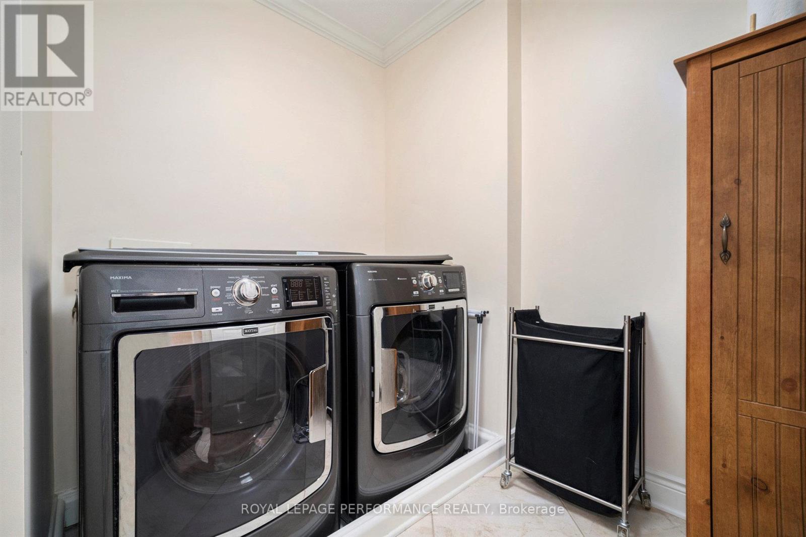 Photo 27 of 21 Berry Glen Street, Ottawa ON