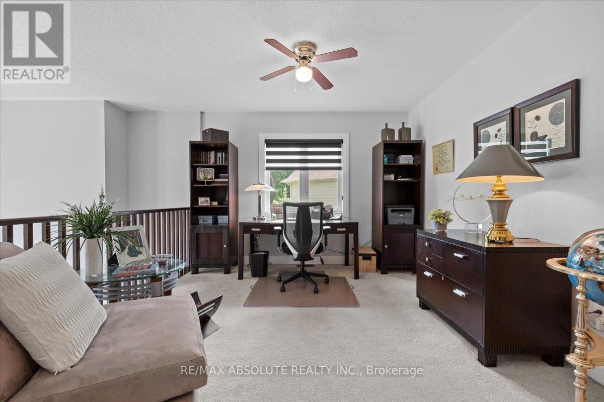 Photo 27 of 706 Bridleglen Crescent, Ottawa ON
