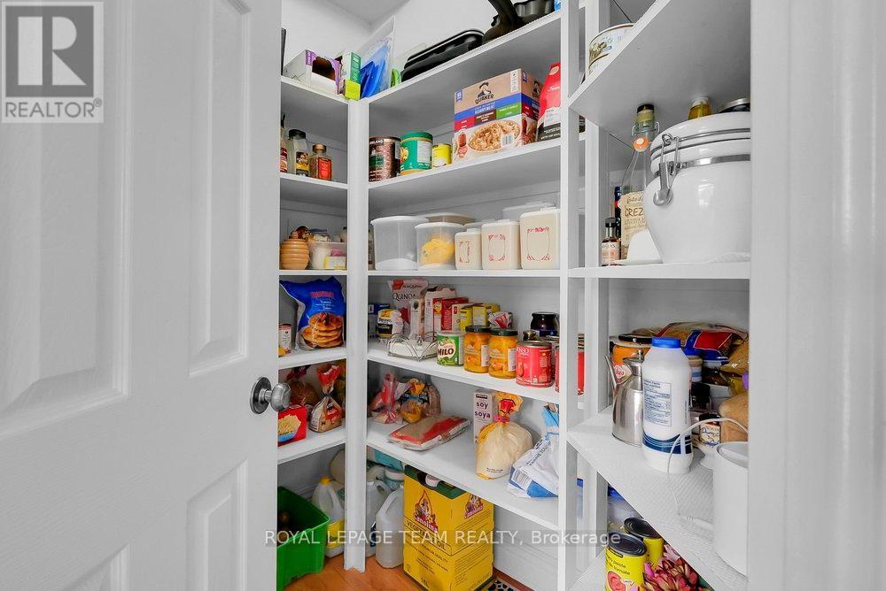Photo 20 of 6 130 Lanark Avenue, Ottawa ON
