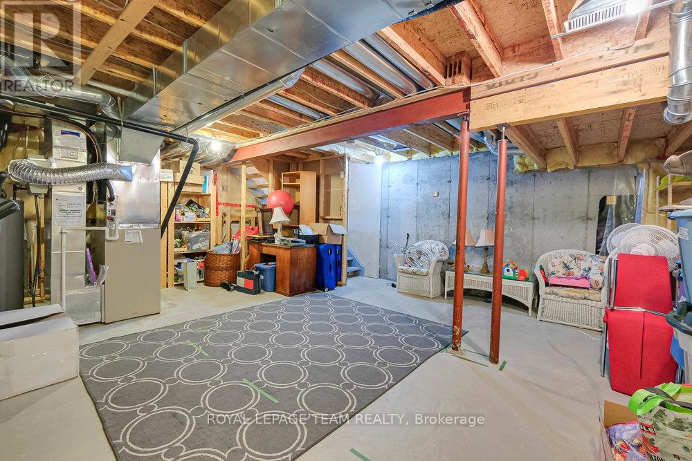 Photo 35 of 6 130 Lanark Avenue, Ottawa ON