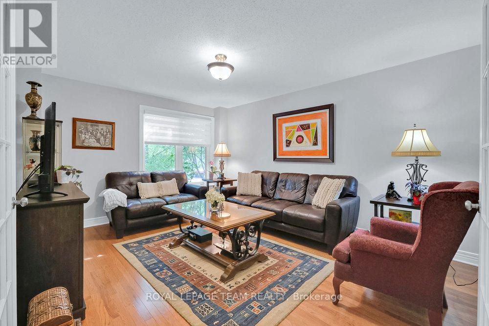 Photo 6 of 6 130 Lanark Avenue, Ottawa ON