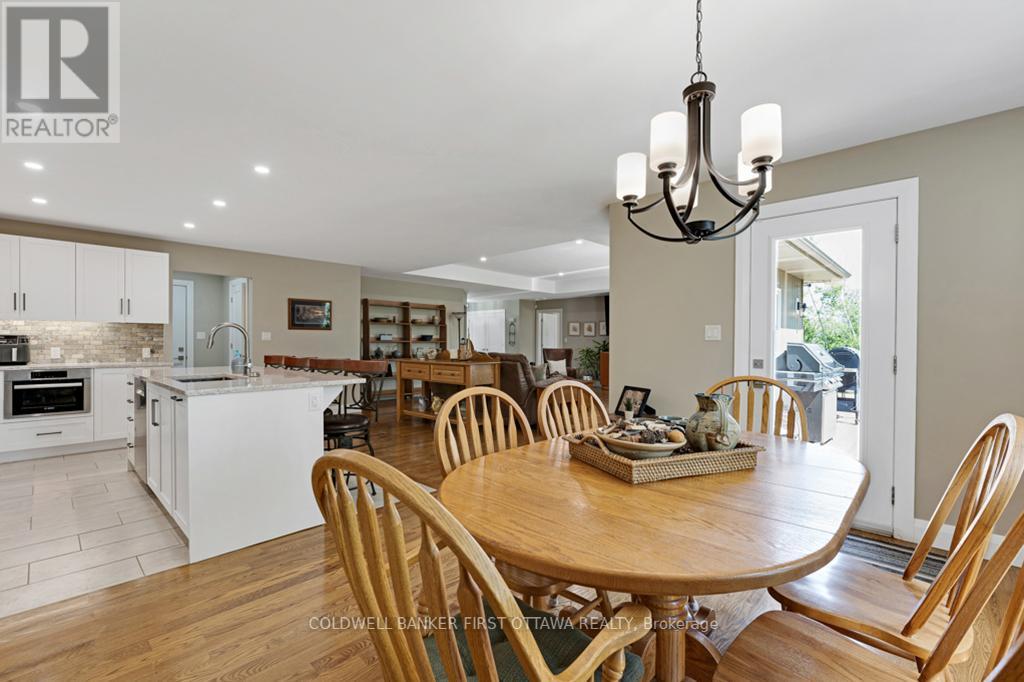 Photo 30 of 22 Rideau Crossing Crescent, North Grenville ON