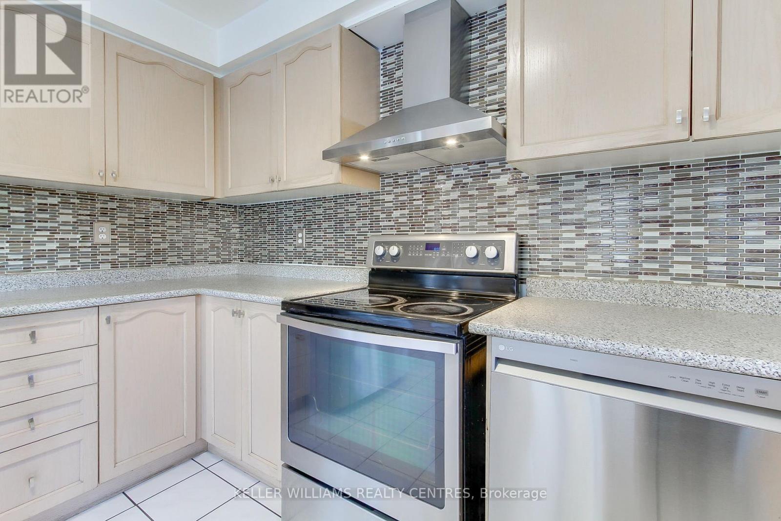 Photo 14 of 14 Nautical Drive, Brampton ON