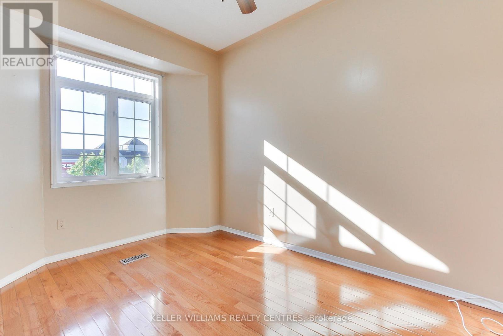 Photo 34 of 14 Nautical Drive, Brampton ON