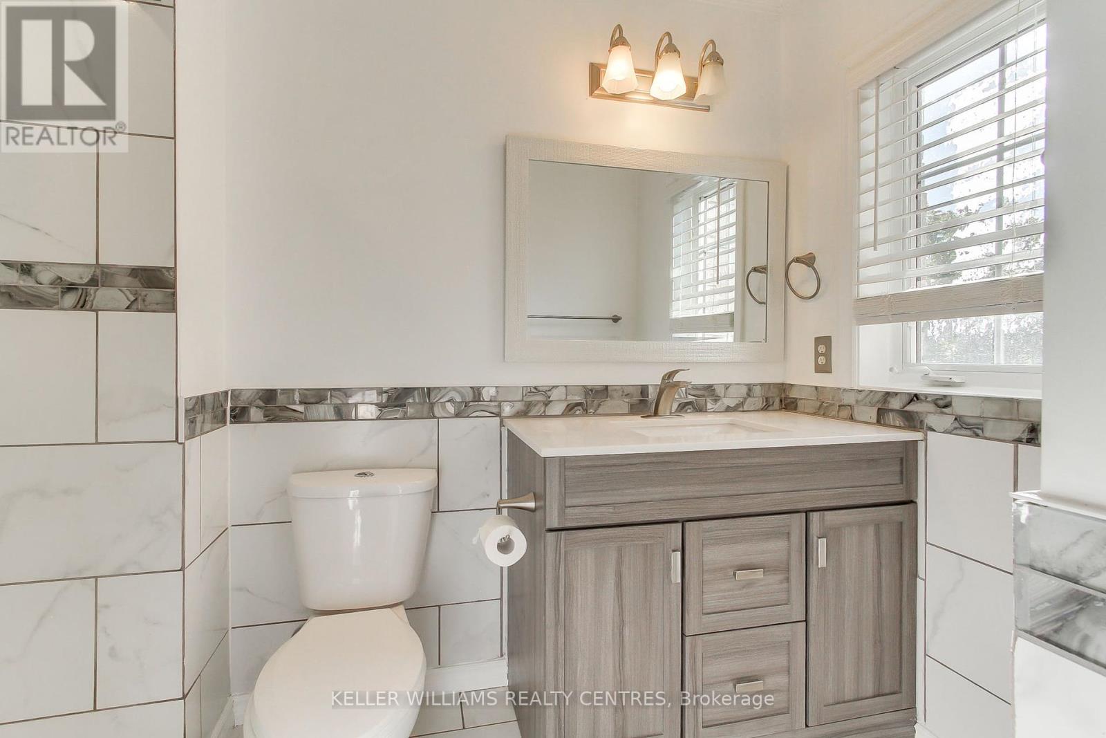 Photo 36 of 14 Nautical Drive, Brampton ON