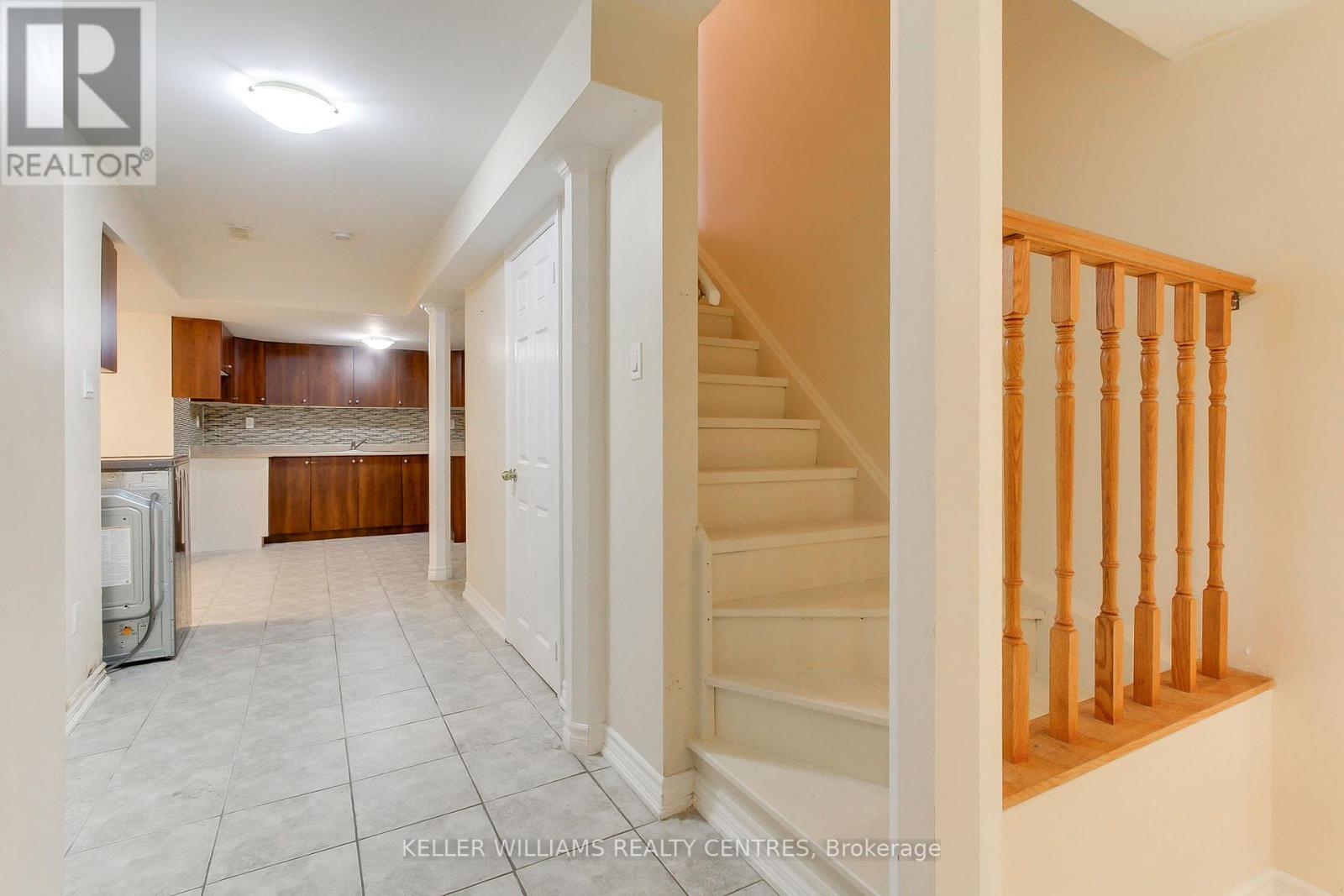 Photo 41 of 14 Nautical Drive, Brampton ON