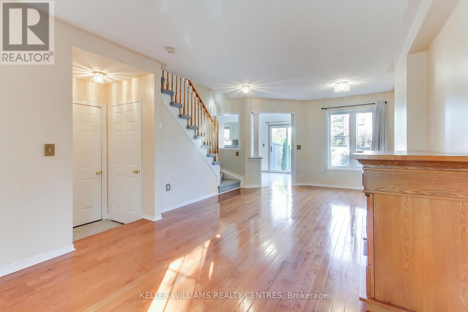 Photo 8 of 14 Nautical Drive, Brampton ON