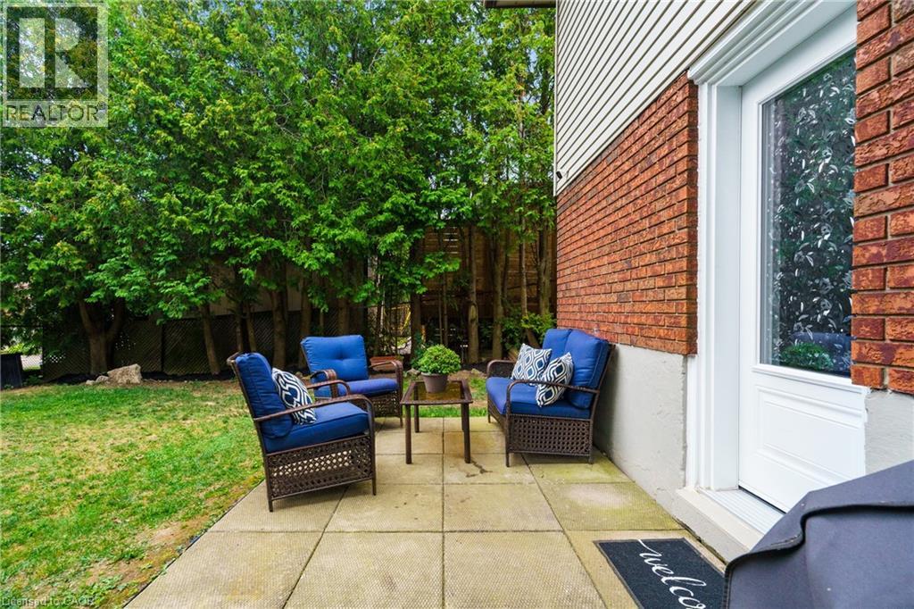 Photo 46 of 444 Queen Victoria Drive, Hamilton ON
