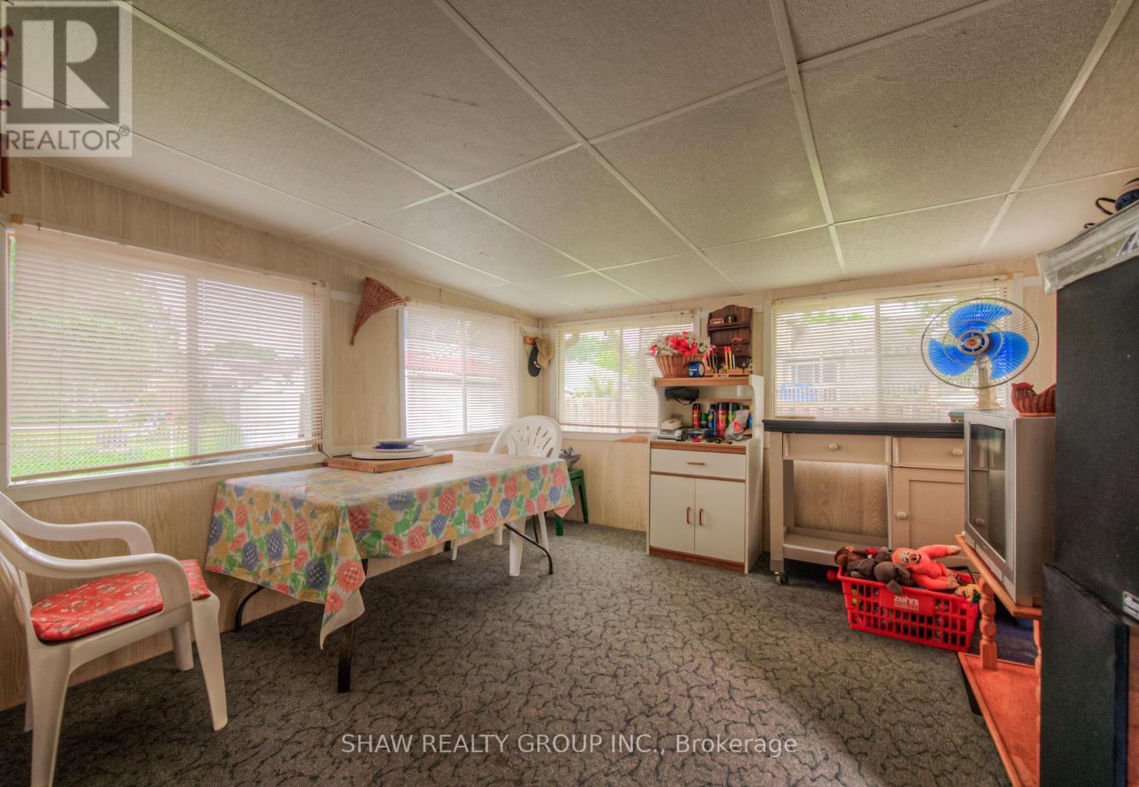 Photo 4 of 1745 Briarwood Drive, Cambridge ON