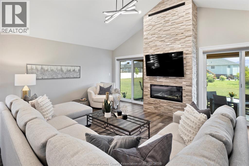 Photo 14 of 1318 Tom Toth Street, Lasalle ON