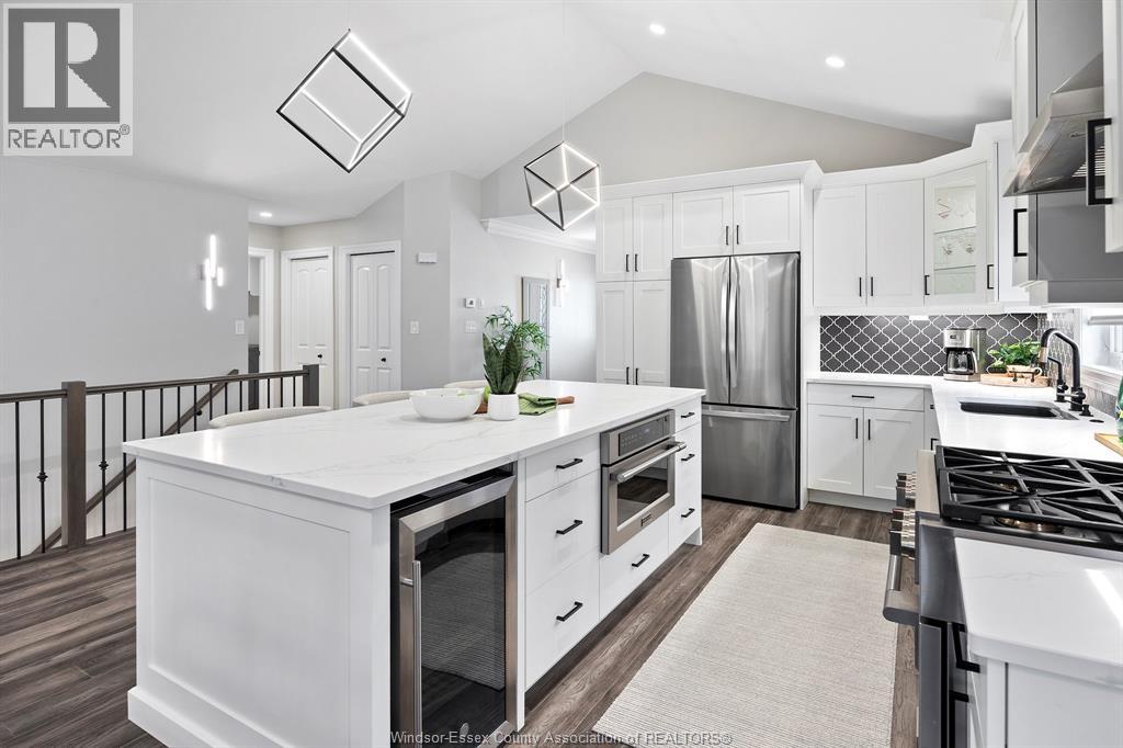 Photo 5 of 1318 Tom Toth Street, Lasalle ON
