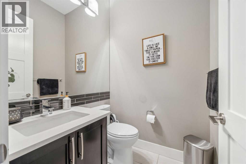 Single Family House for Sale in   Avenue NW Tuxedo Park Calgary 