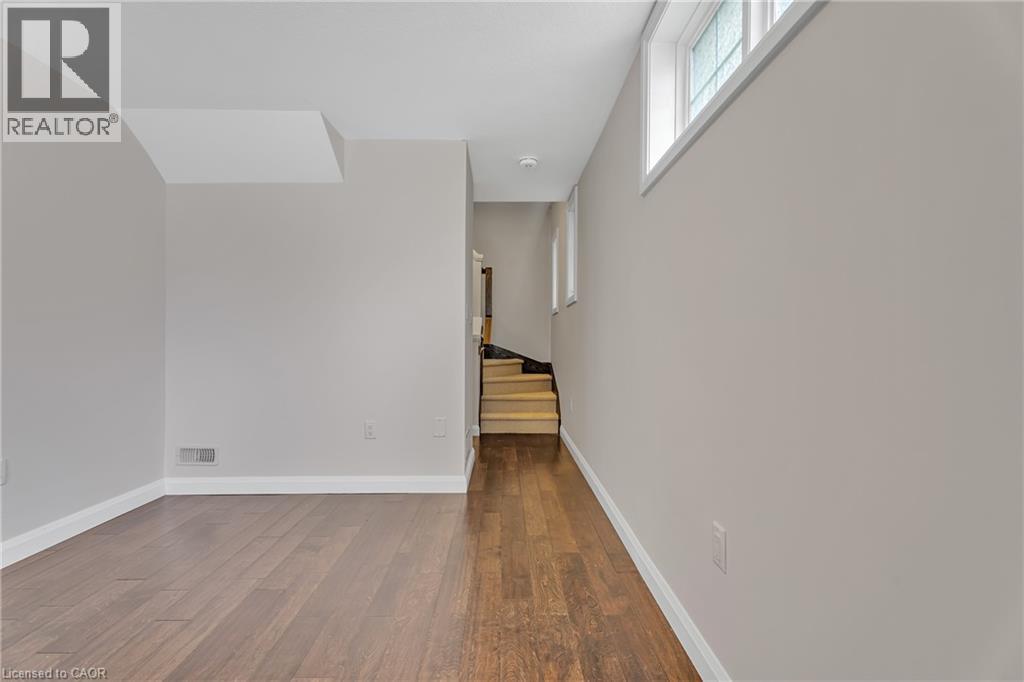 Photo 5 of 1169 Garner Road E Unit 45, Ancaster ON
