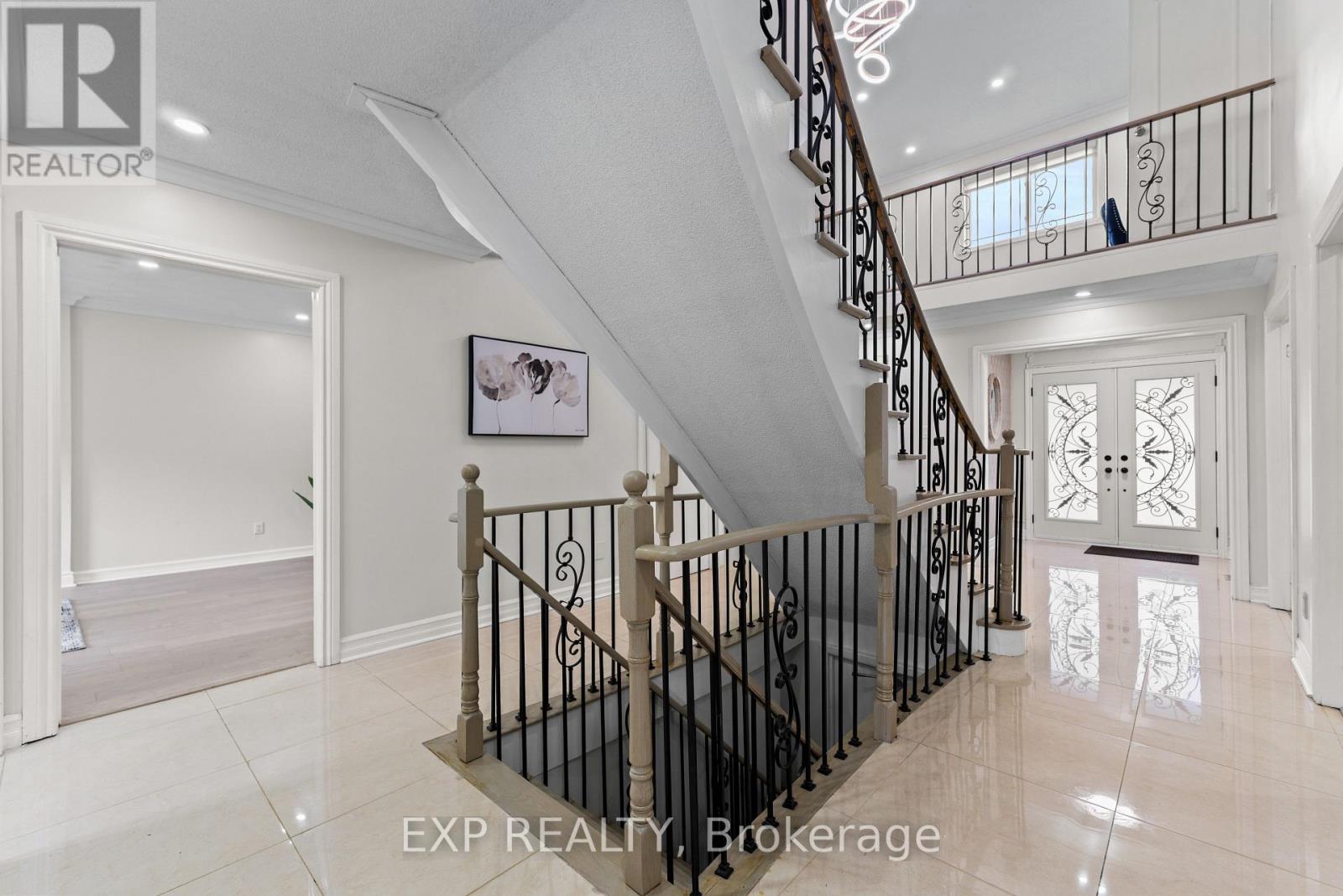 Photo 29 of 28 Fairlight Street, Brampton ON