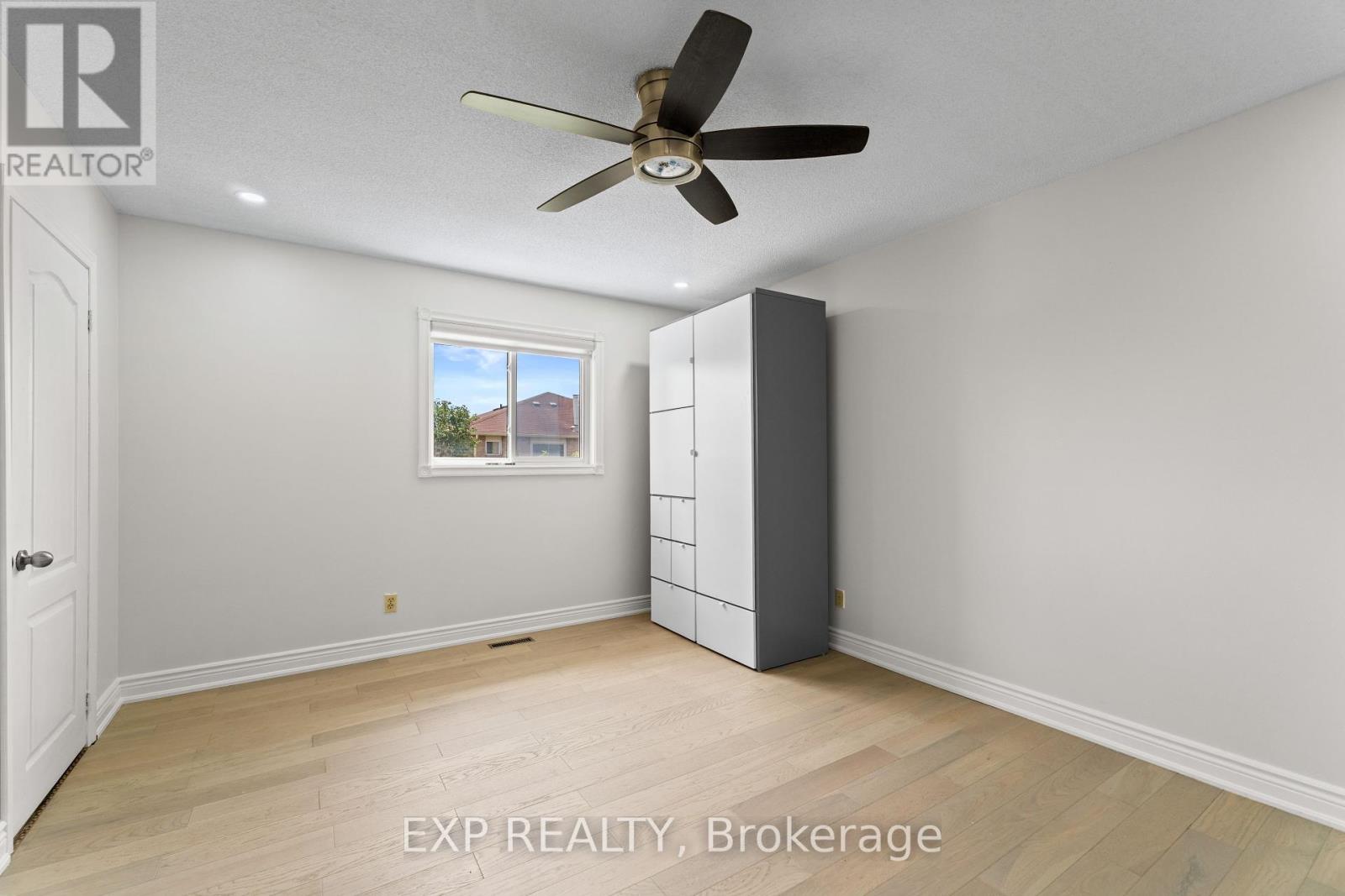 Photo 26 of 28 Fairlight Street, Brampton ON