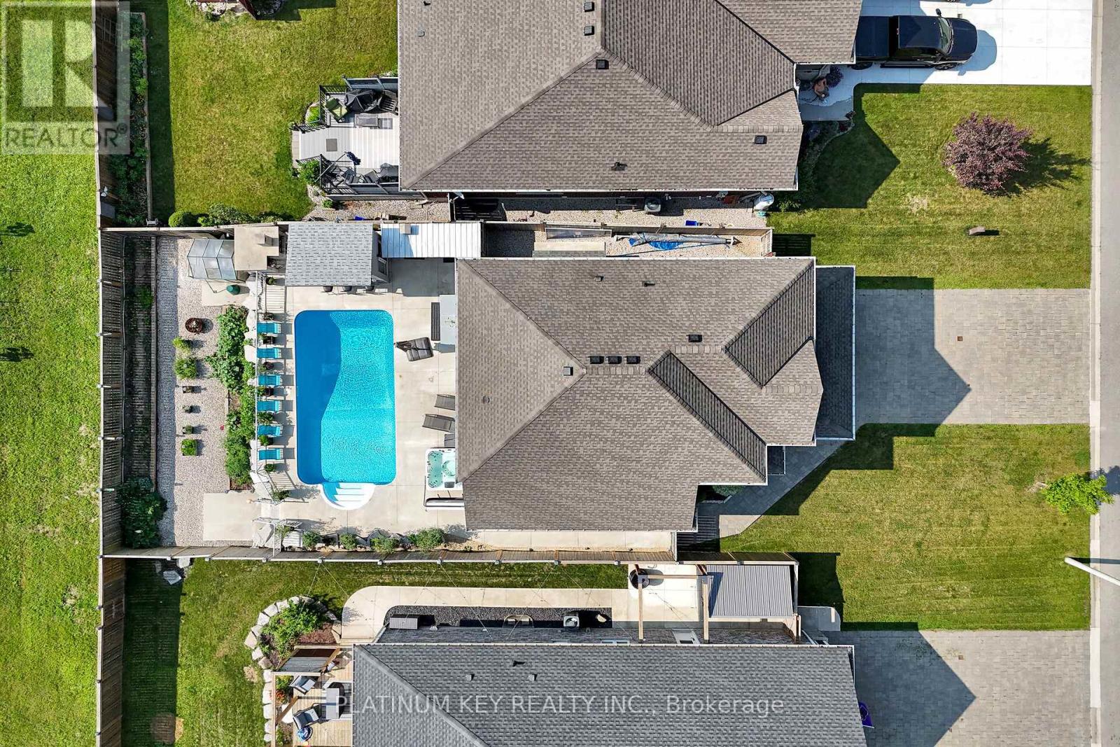 Single Family House for Sale in  SNYDERS AVENUE Central Elgin (Belmont) 