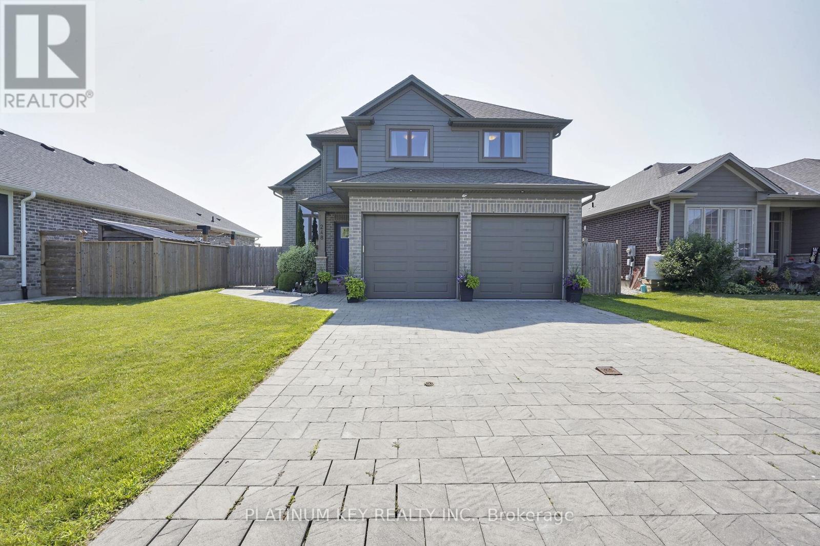 Single Family House for Sale in  SNYDERS AVENUE Central Elgin (Belmont) 