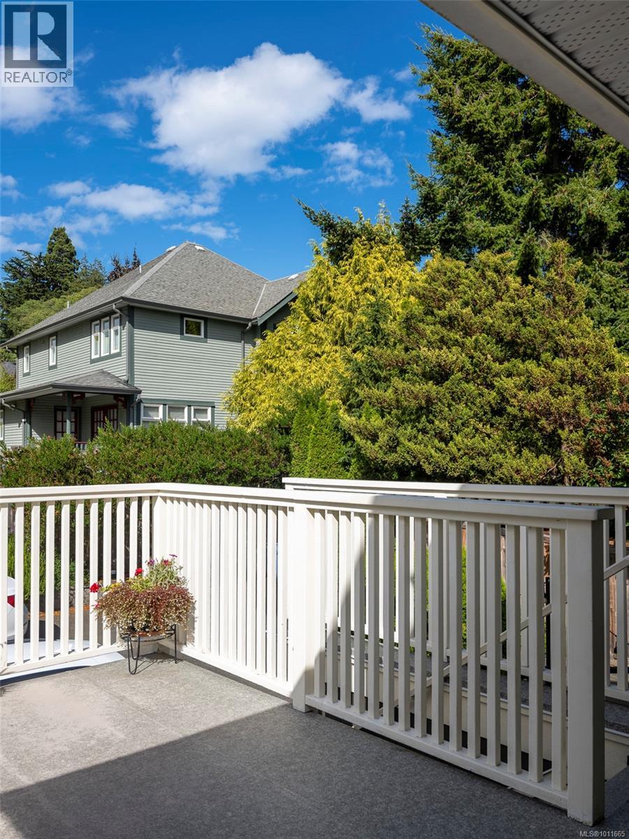Photo 27 of 3 1290 Richardson St, Victoria BC