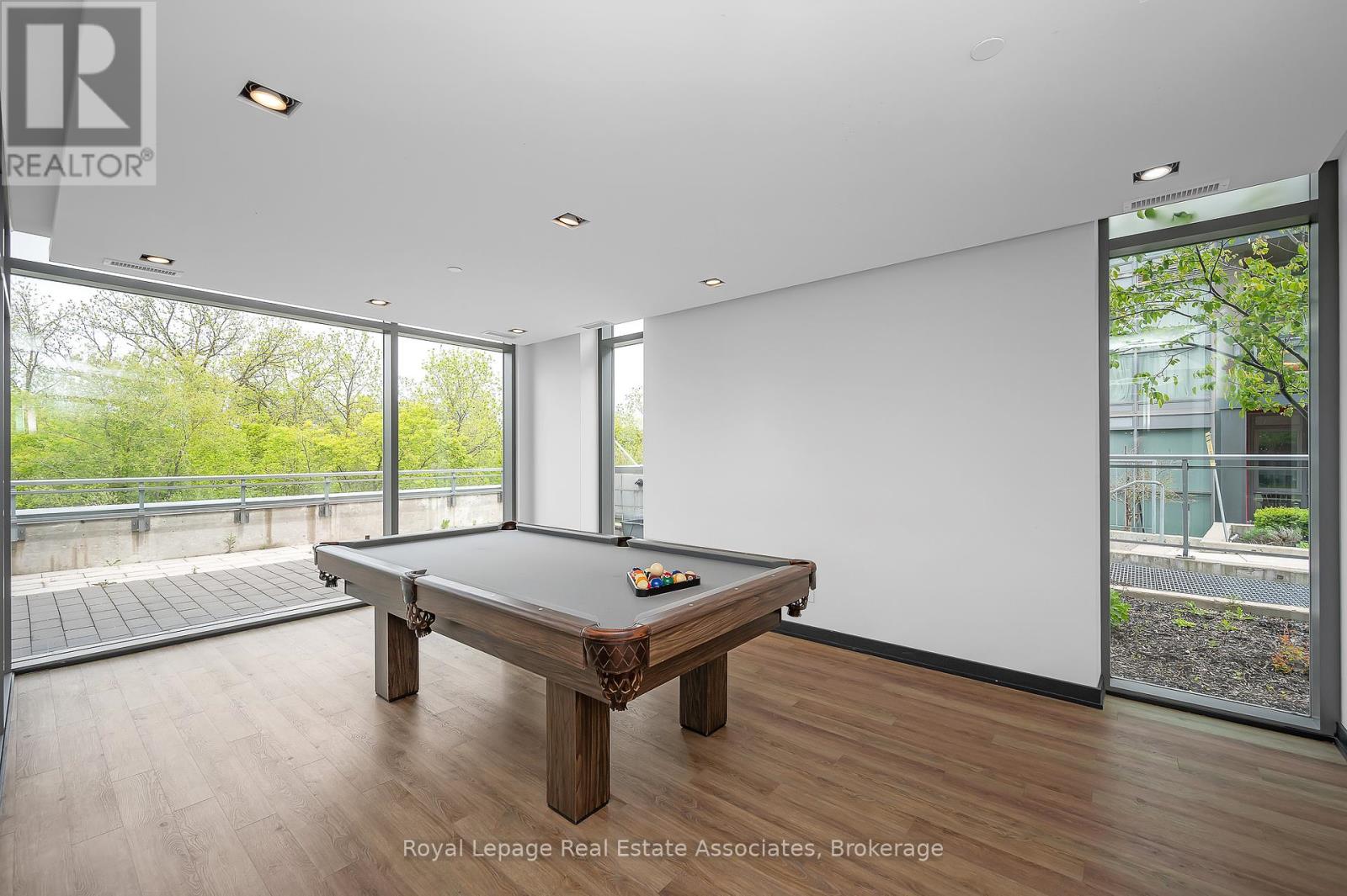 Photo 19 of B 412 5240 Dundas Street, Burlington ON