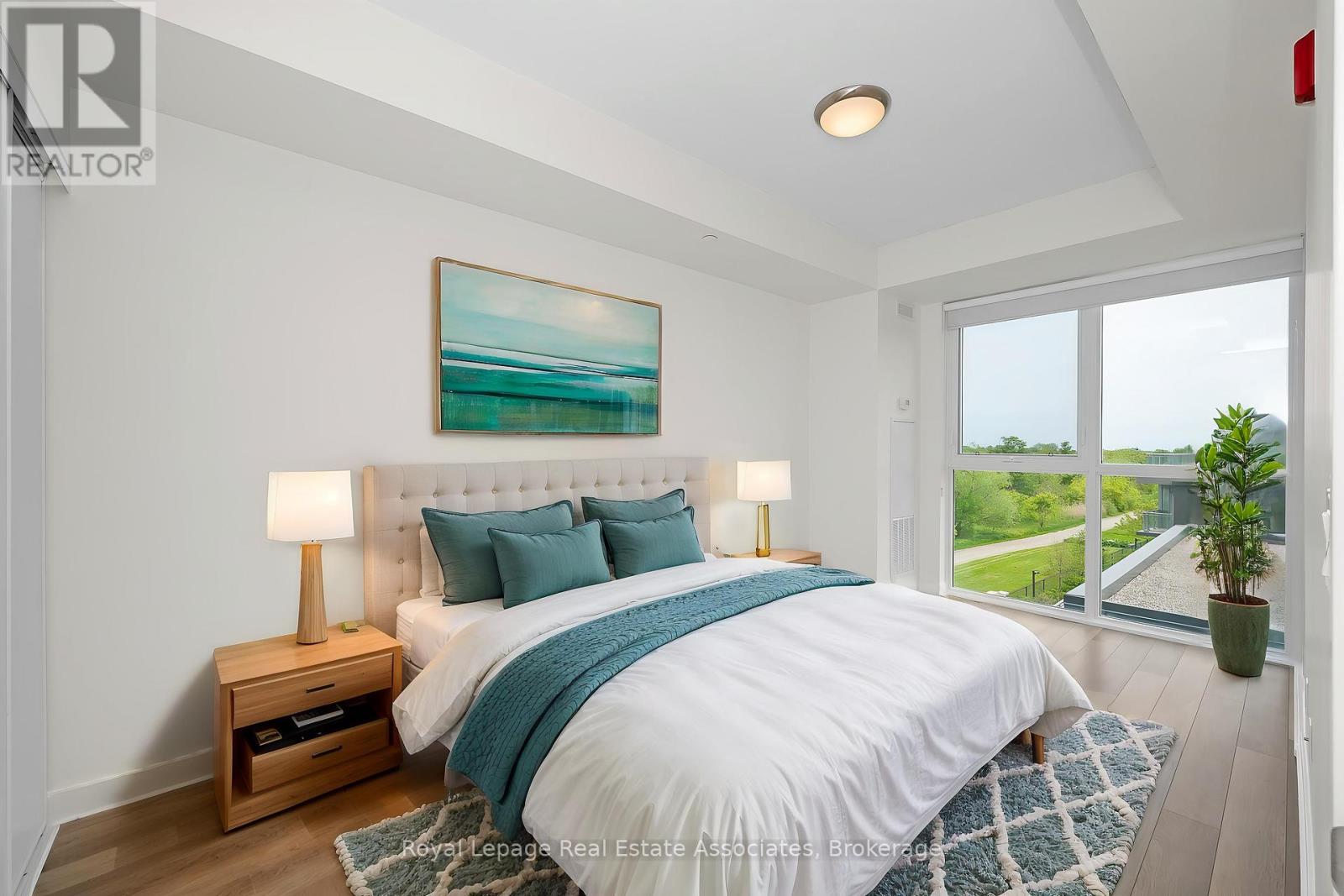 Photo 11 of B 412 5240 Dundas Street, Burlington ON