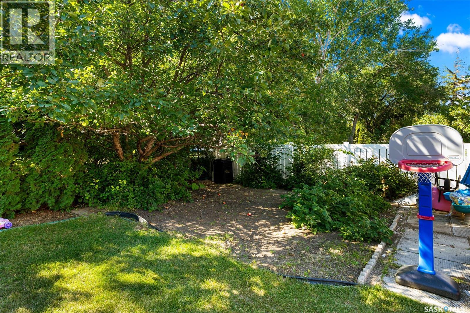 Single Family House Bungalow for Sale in  Compton ROAD Regina 