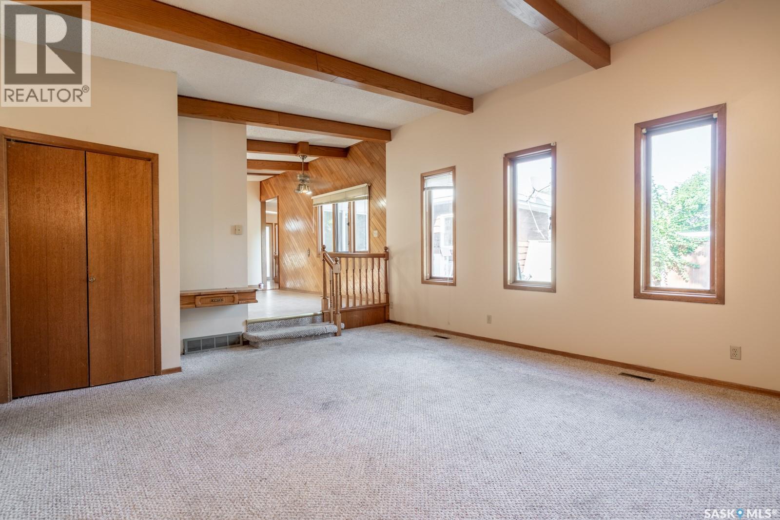 Single Family House Bungalow for Sale in  Sunset DRIVE Regina 